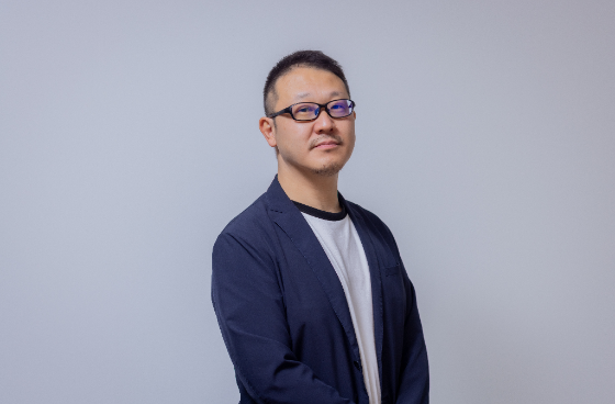 秋本 義朗